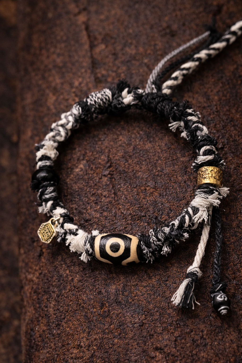 Wealth Vision Three-Eye Dzi Bead Tibetan Cord Bracelet