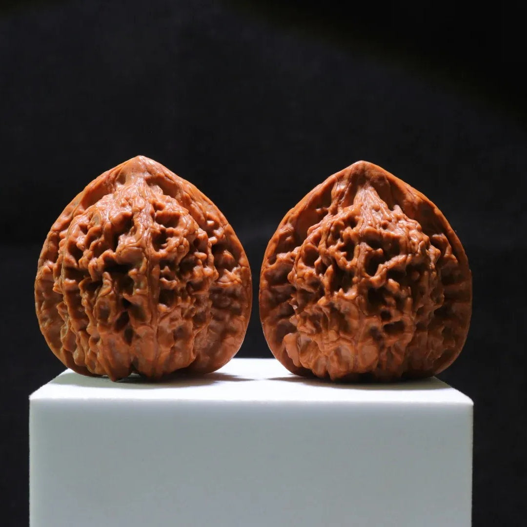 Beginner-Friendly Wenwan Walnuts — For Stress Relief & Hand Therapy. Slow Polish. Deep Glow