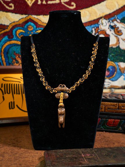 Garuda Thokcha Braid Necklace
