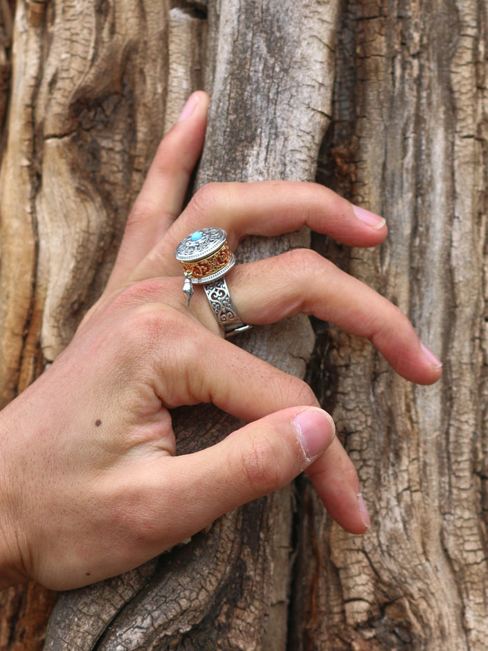 Tibetan Blessing Prayer Wheel Ring – Silver and Turquoise Spinner