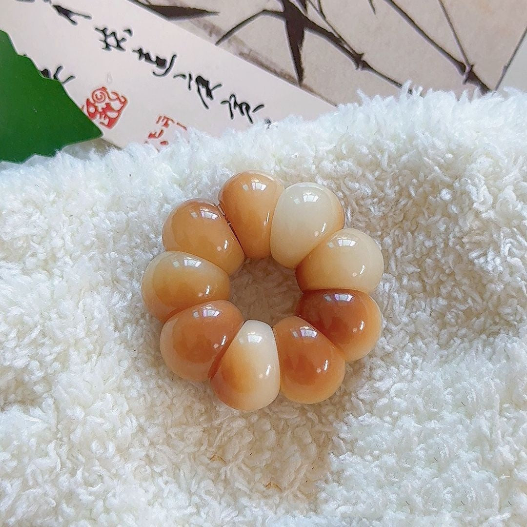 Adorable Mini Garlic Clove & Mangosteen Handheld Charms — Bodhi Seed Fidget Set